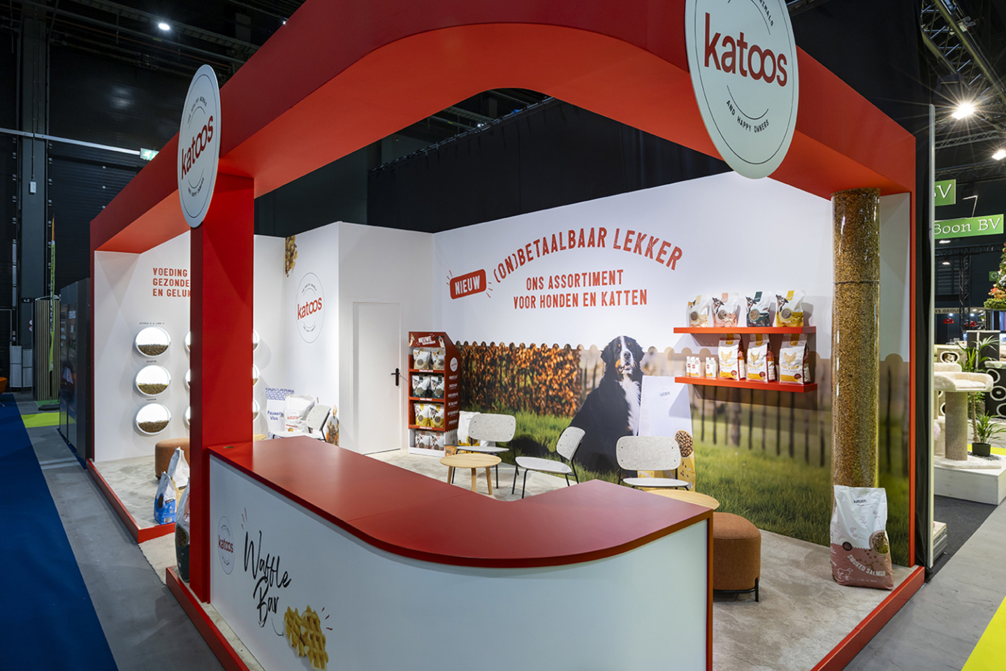 Katoos, Voeders Decadt - Anido